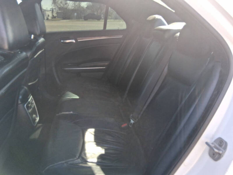 2013 Chrysler 300