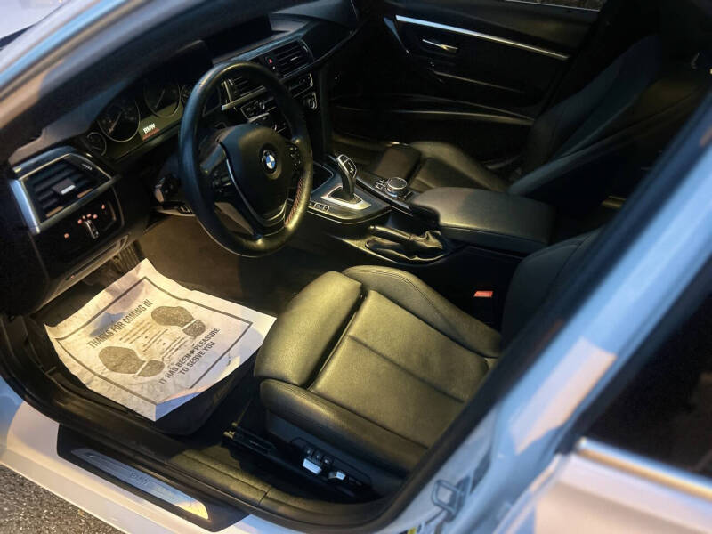 2018 BMW 3 Series 330i xDrive