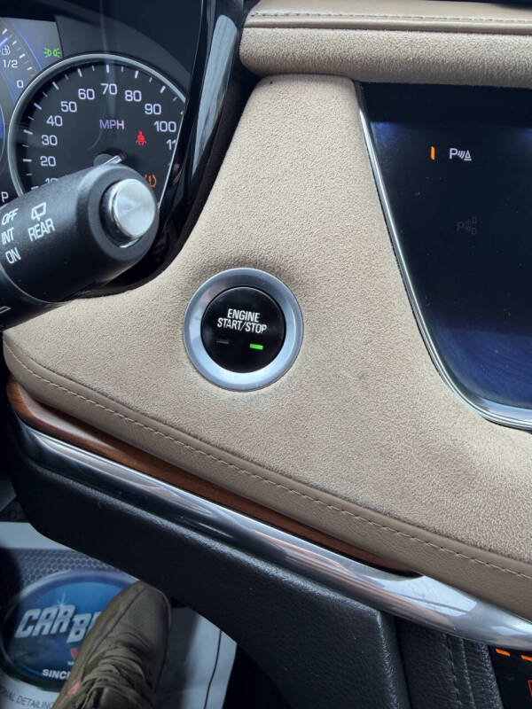 2017 Cadillac XT5 Platinum