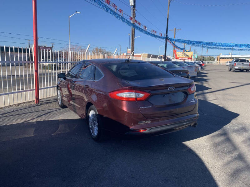 2013 Ford Fusion Hybrid SE