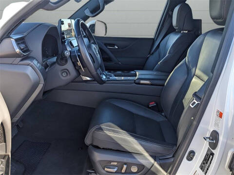 2022 Lexus LX 600 Luxury