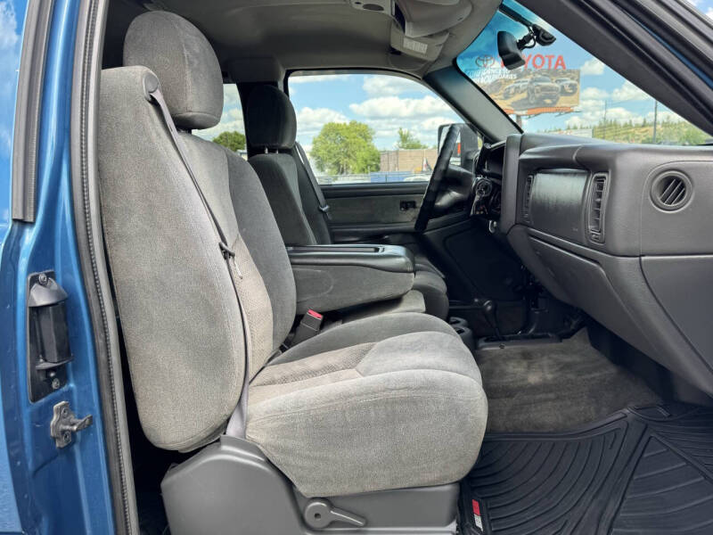 2003 Chevrolet Silverado 1500 LS