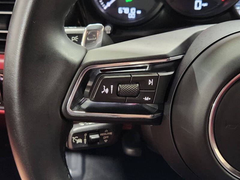 2023 Porsche Macan