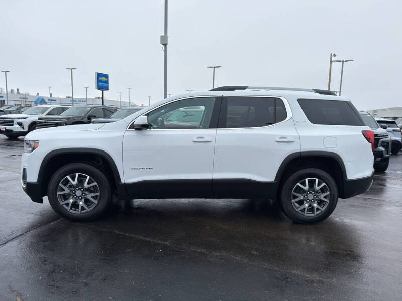 2023 GMC Acadia SLE
