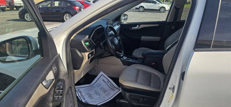 2020 Ford Escape SEL