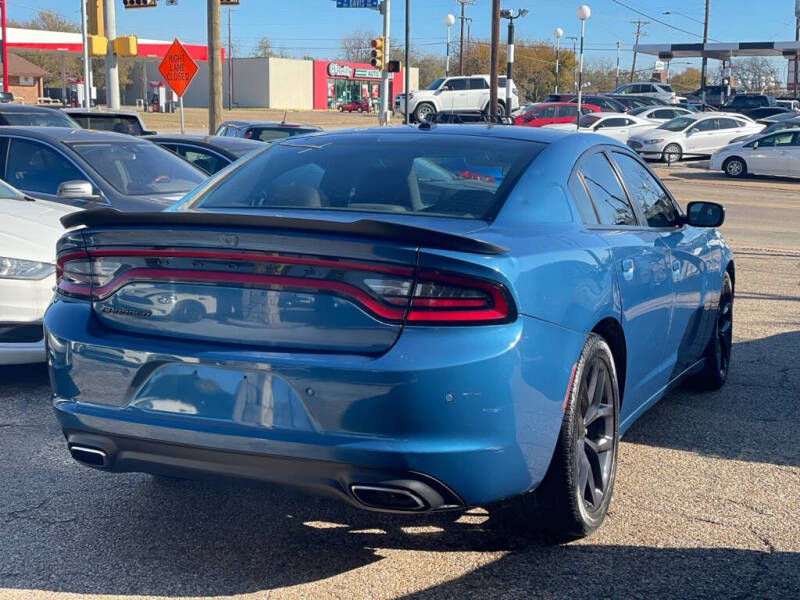 2020 Dodge Charger SXT