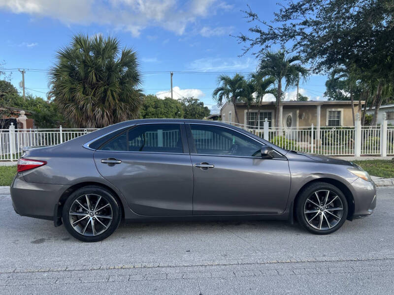 2015 Toyota Camry XSE