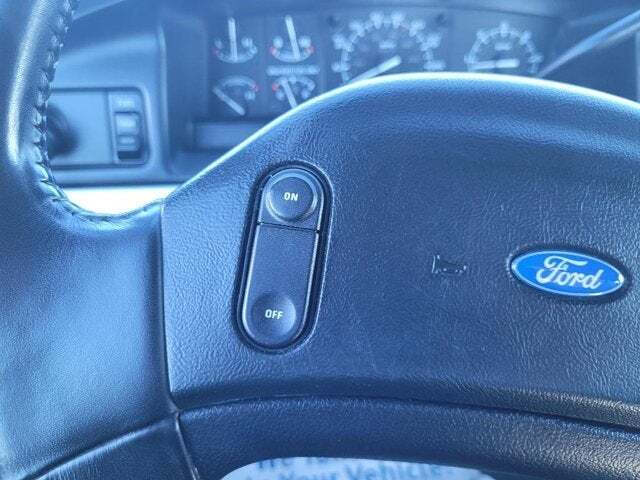 1992 Ford F-150 26
