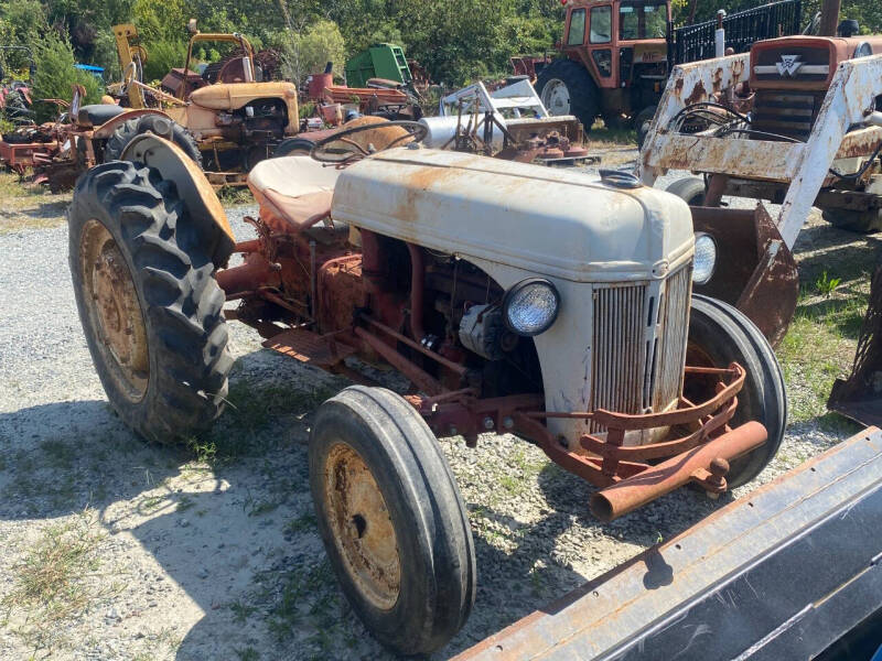 1949 Ford 8N