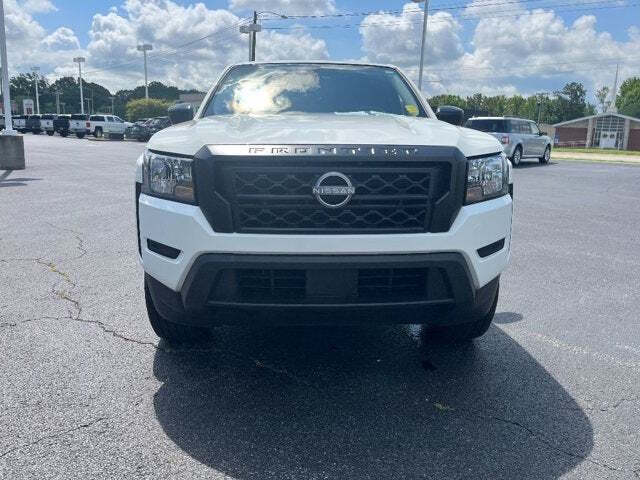 2023 Nissan Frontier 2