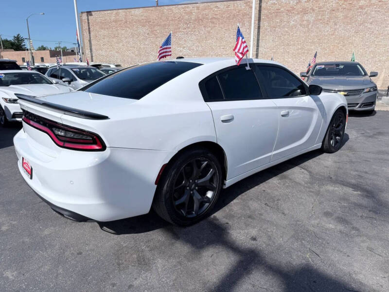 2020 Dodge Charger SXT