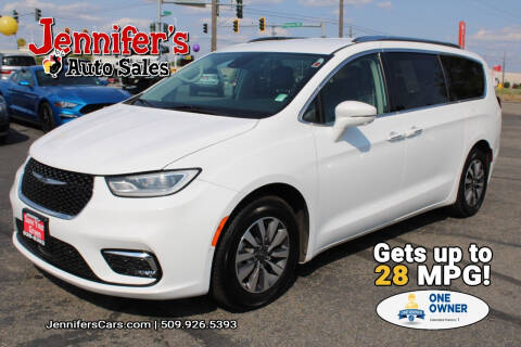 2021 Chrysler Pacifica for sale at Jennifer's Auto Sales in Spokane Valley WA