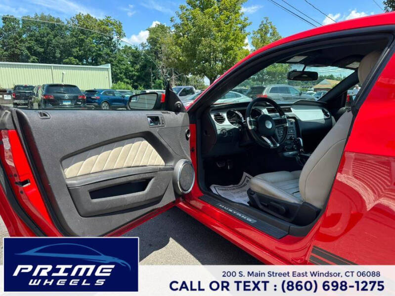 2014 Ford Mustang V6 Premium