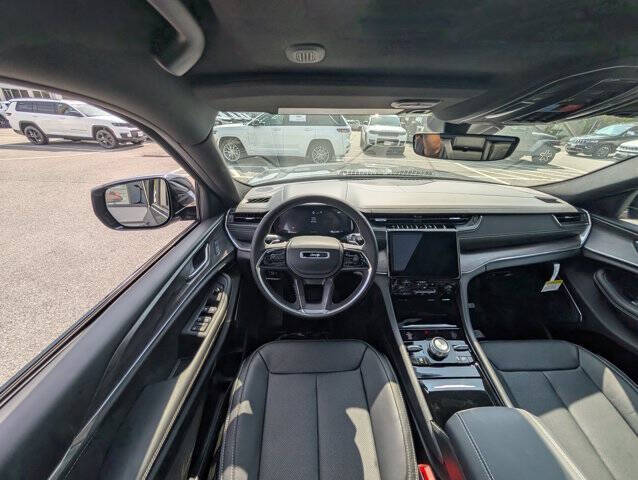 2025 Jeep Grand Cherokee Overland