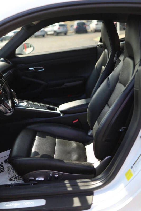 2019 Porsche 718 Cayman