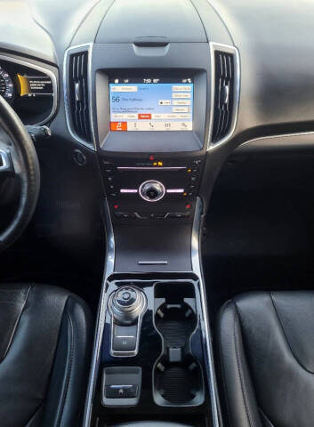 2019 Ford Edge Titanium