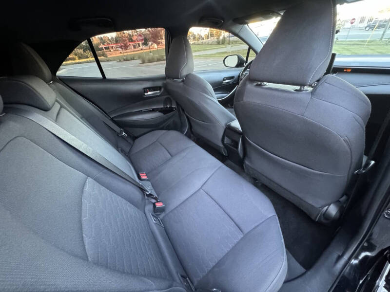 2020 Toyota Corolla Hatchback SE