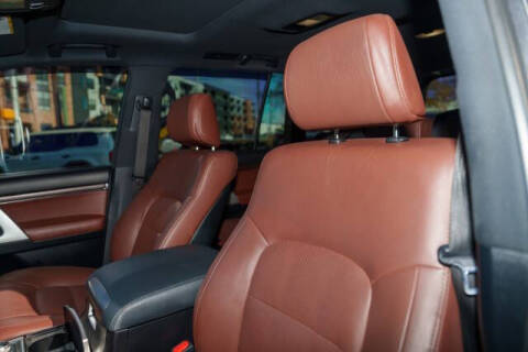 2021 Toyota Land Cruiser