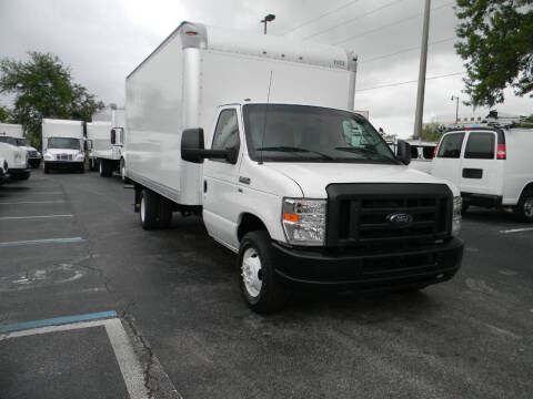 2017 Ford E-350