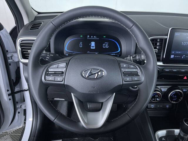 2025 Hyundai Venue SEL