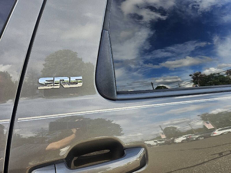 2017 Toyota Sequoia SR5