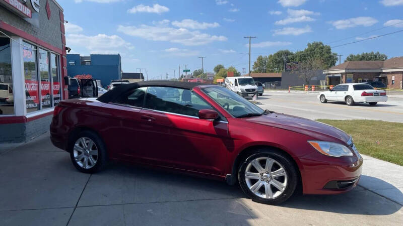 2011 Chrysler 200 Touring