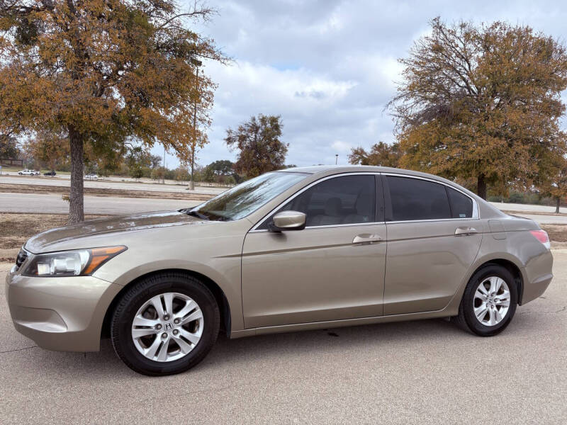 2009 Honda Accord LX-P's photo