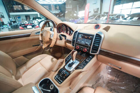 2014 Porsche Cayenne S Hybrid