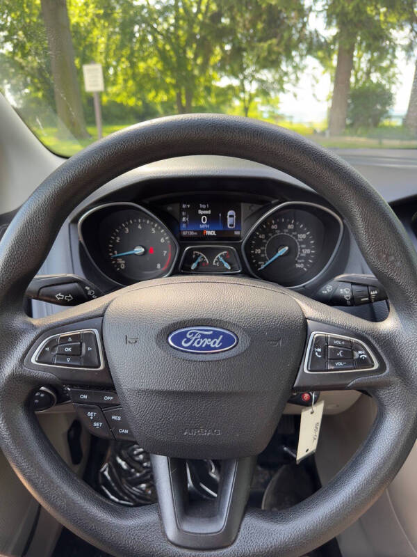 2017 Ford Focus SE