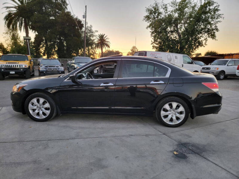 2010 Honda Accord null photo 9