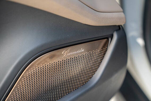 2021 Porsche Taycan 16