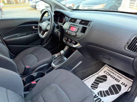 2013 Kia Rio 5-Door LX