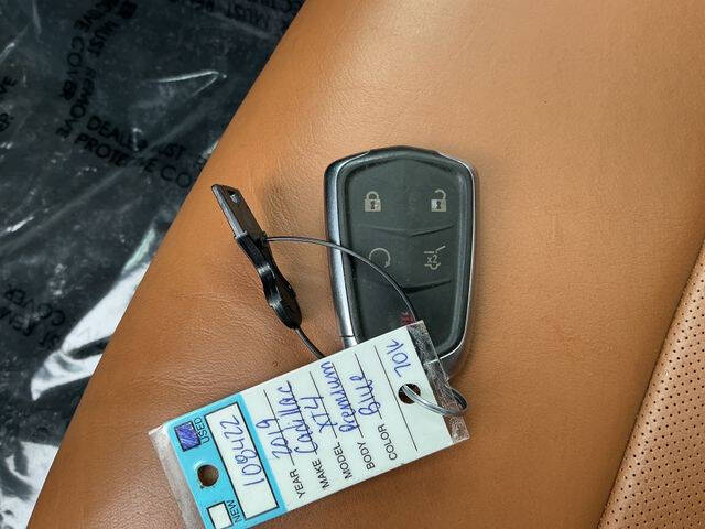 2019 Cadillac XT4 Premium Luxury