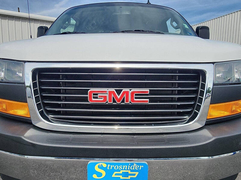 2025 GMC Savana 2500