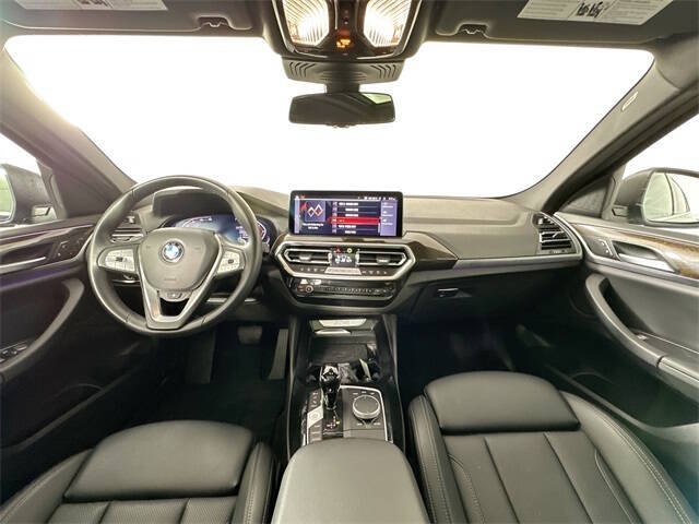 2024 BMW X4 xDrive30i