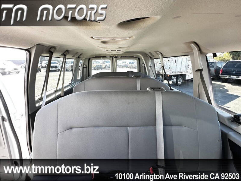 2012 Ford E-Series E-350 SD XLT