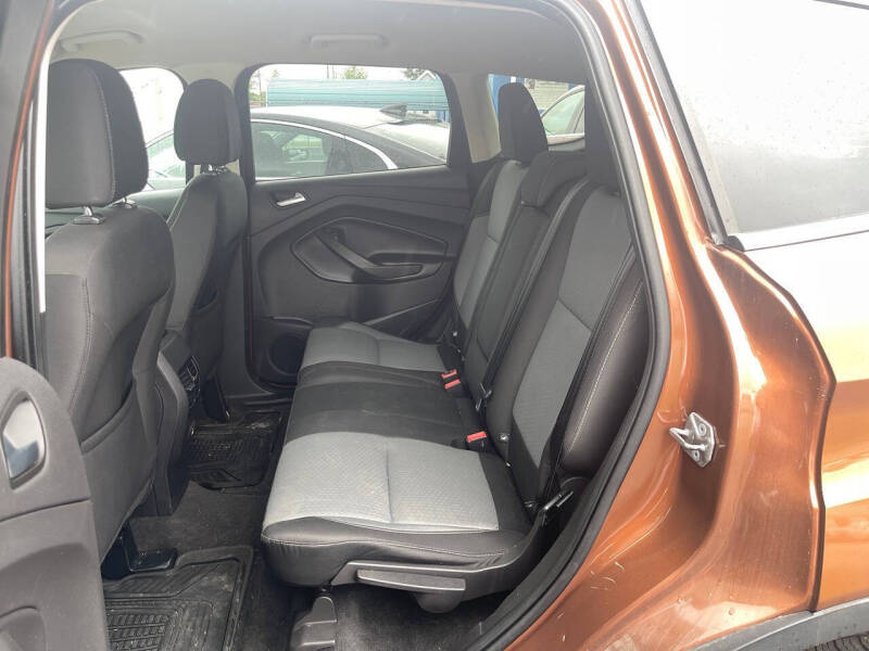 2017 Ford Escape SE