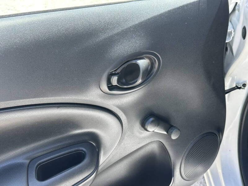 2016 Nissan Versa Note SV