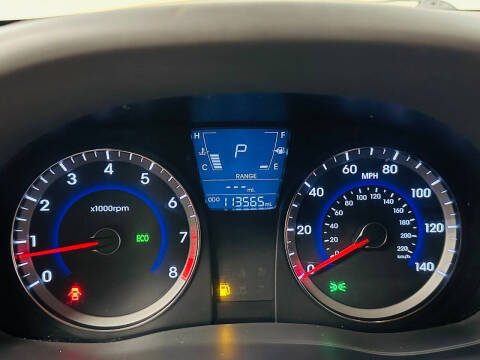 2013 Hyundai Accent GS