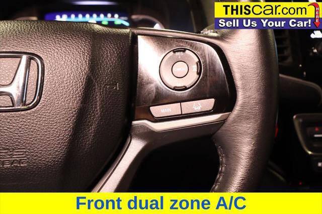 2019 Honda Pilot Touring w/Rear Captain's Chairs