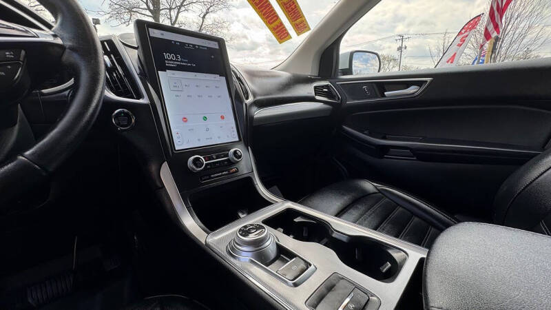 2021 Ford Edge SEL