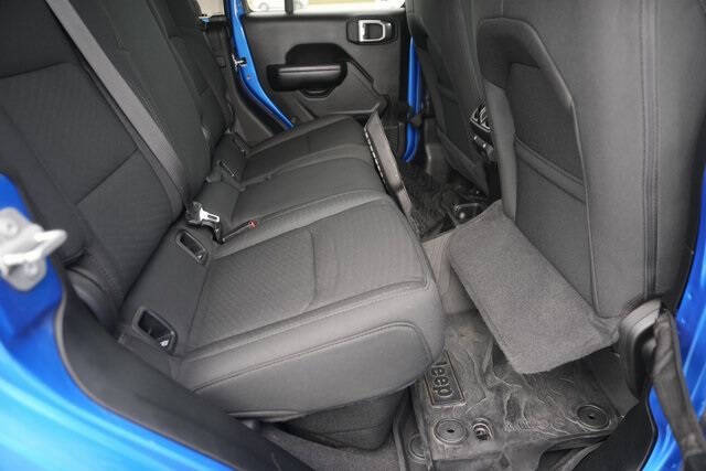 2021 Jeep Gladiator Willys