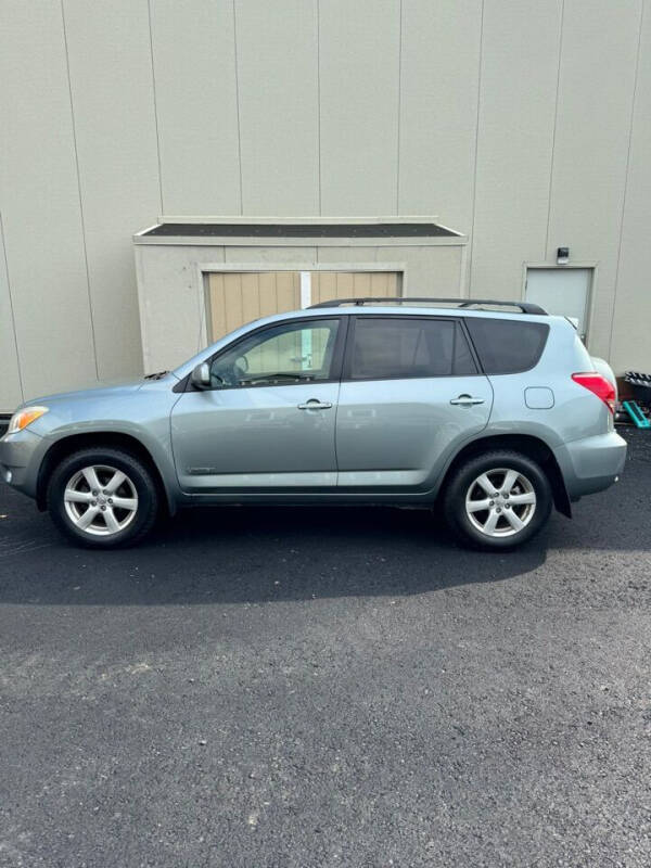 2008 Toyota RAV4 null photo 2