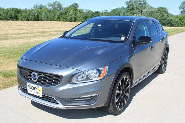 2018 Volvo V60 Cross Country T5 Premier