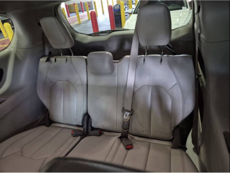 2018 Chrysler Pacifica Touring L