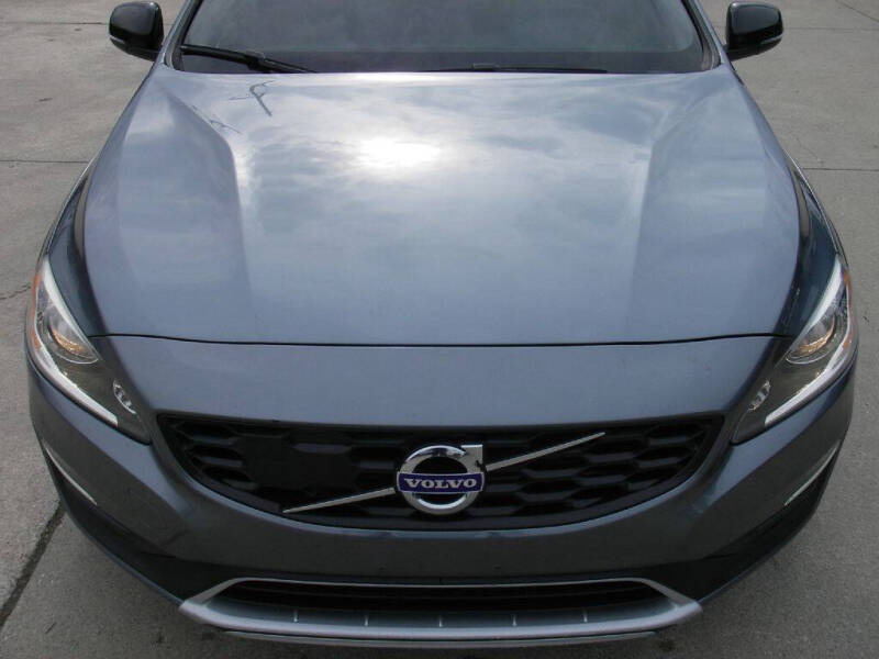 2018 Volvo V60 Cross Country T5 Premier