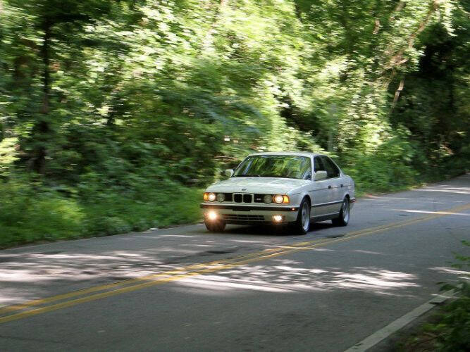 1991 BMW M5