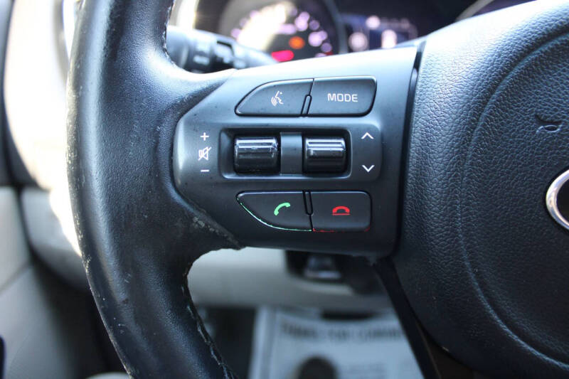 2016 Kia Sedona