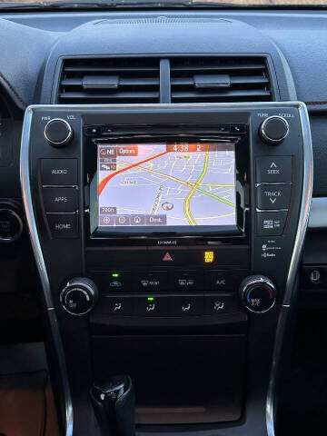 2017 Toyota Camry SE