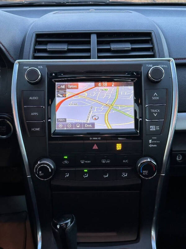 2017 Toyota Camry SE